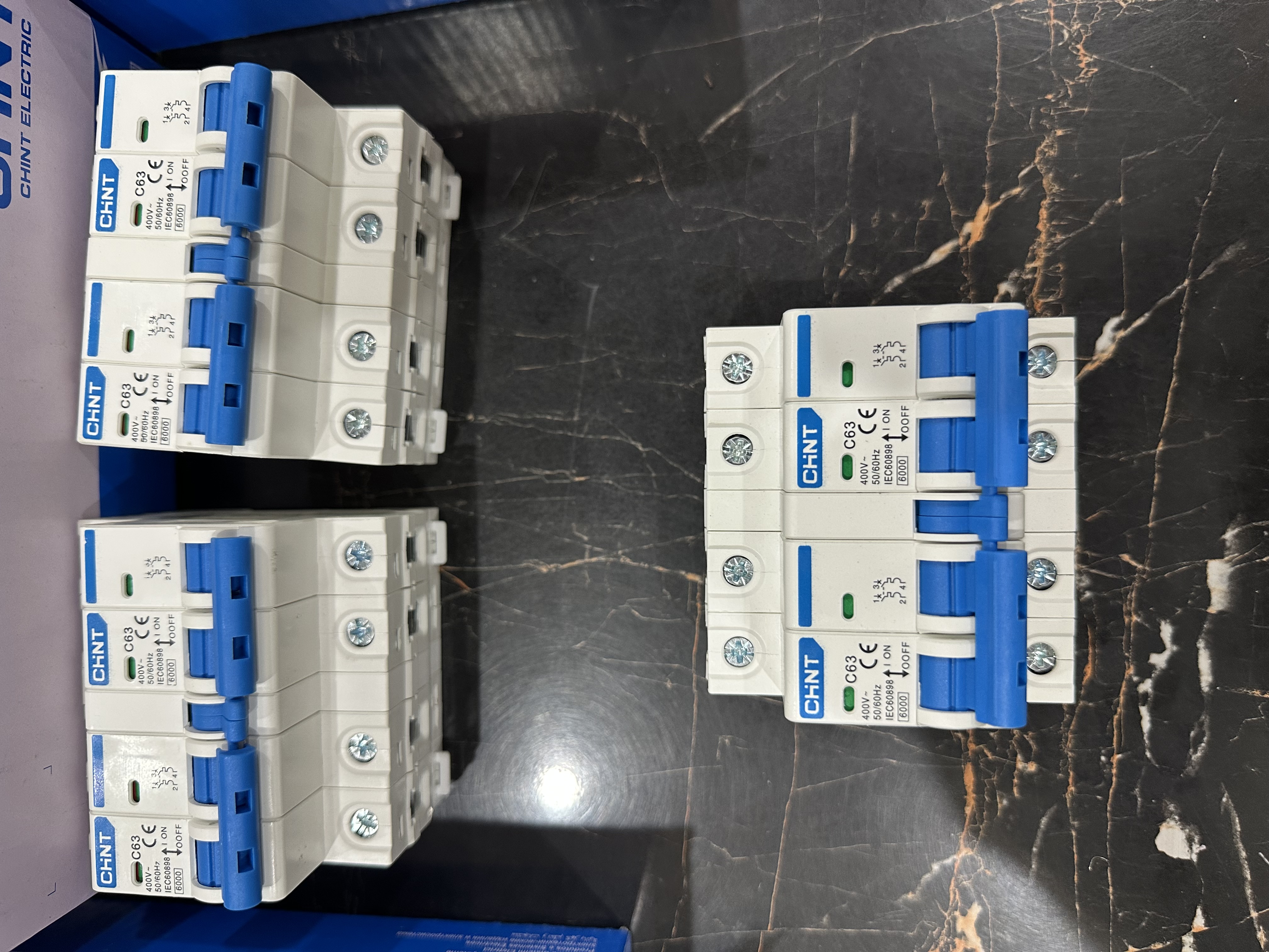 CHINT MTS Changeover Switch C63 2+2 Pole – Manual Transfer Switch for Solar/Inverter & Grid | 63A 10