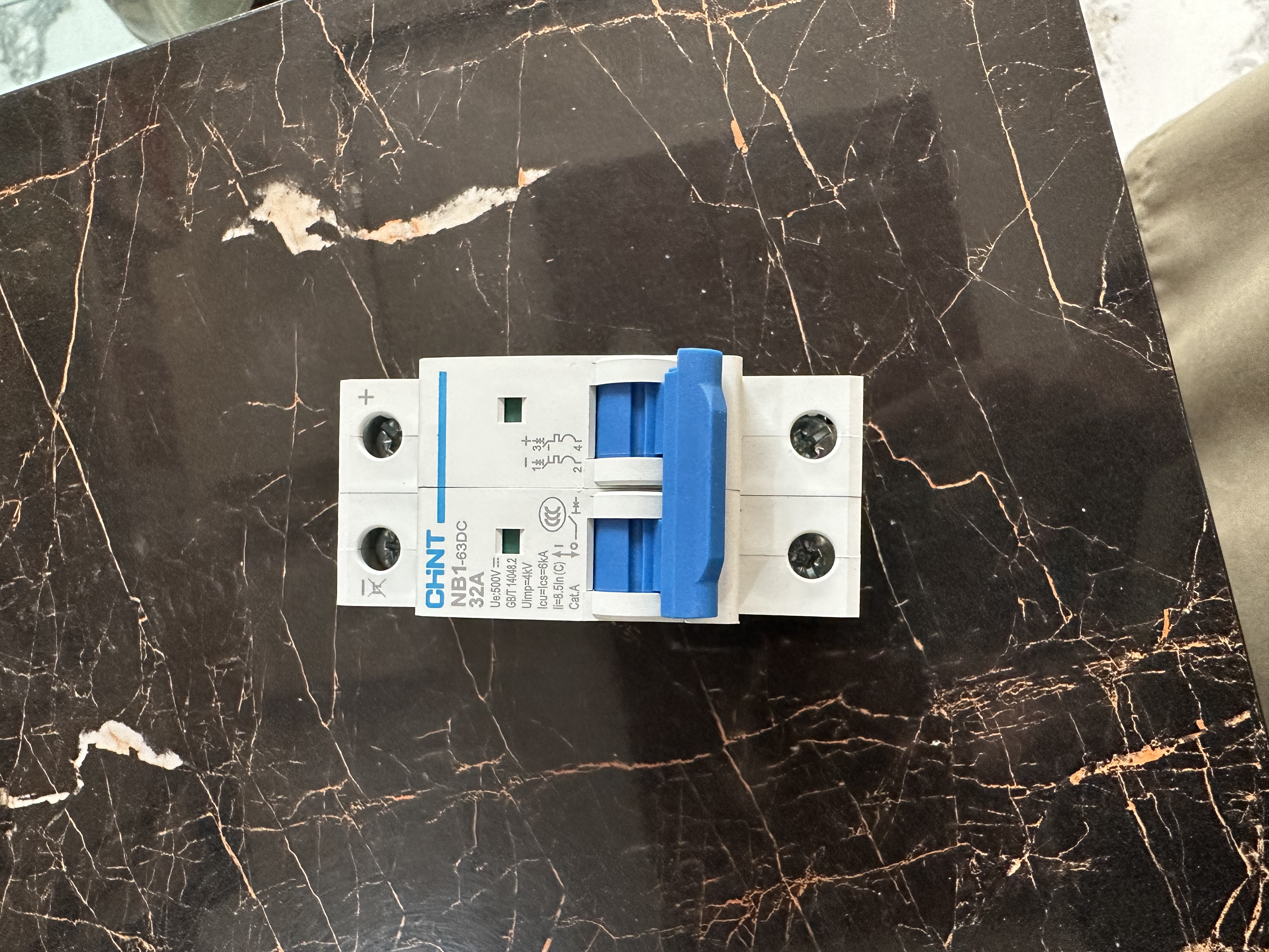 CHINT NB1-63DC 32A 2 Pole DC MCB – 500V DC Solar PV Circuit Breaker 8