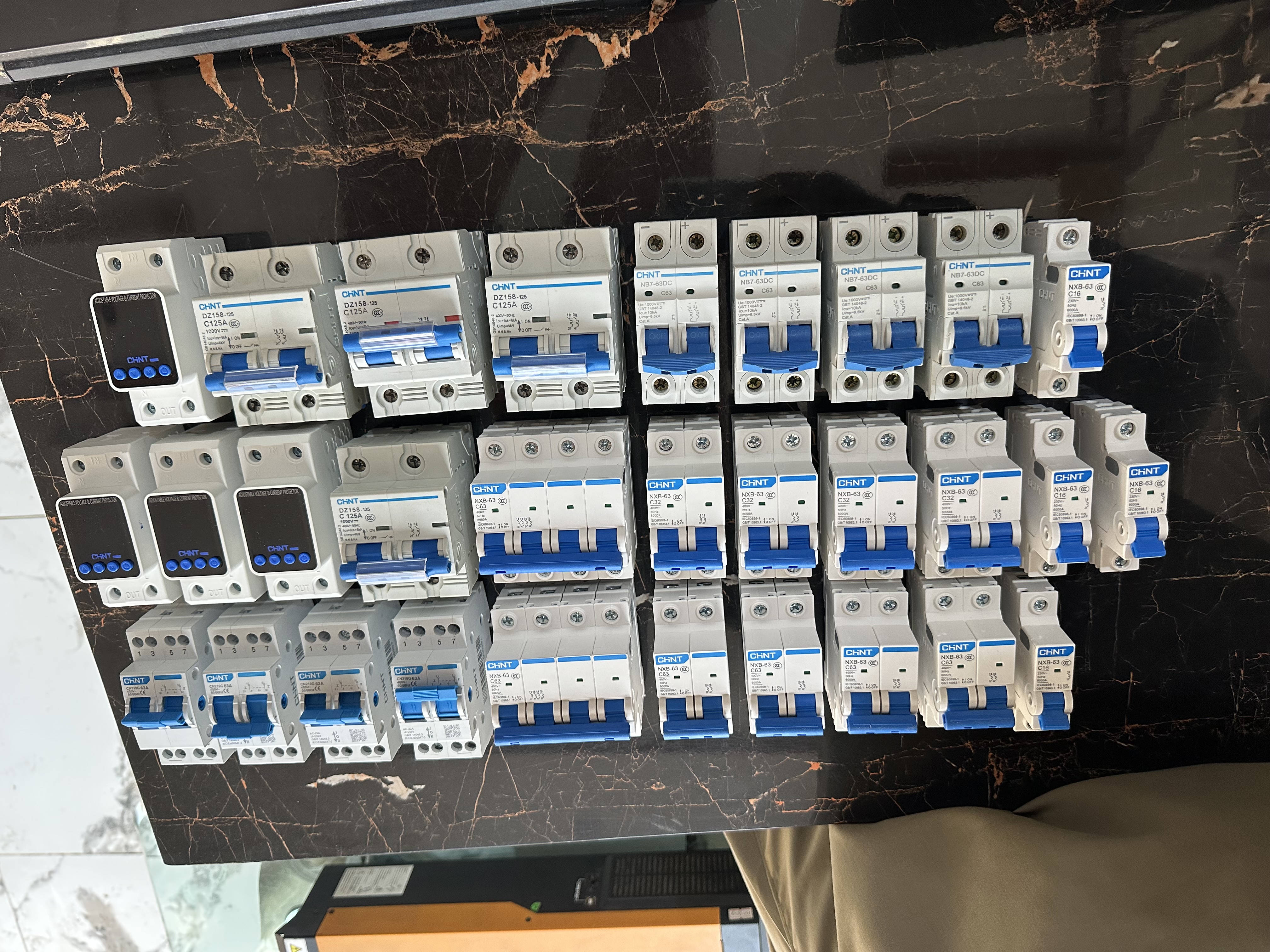 CHINT NXB-63 C63 4 Pole AC MCB – 63A, 400V AC Circuit Breaker | 6kA 9