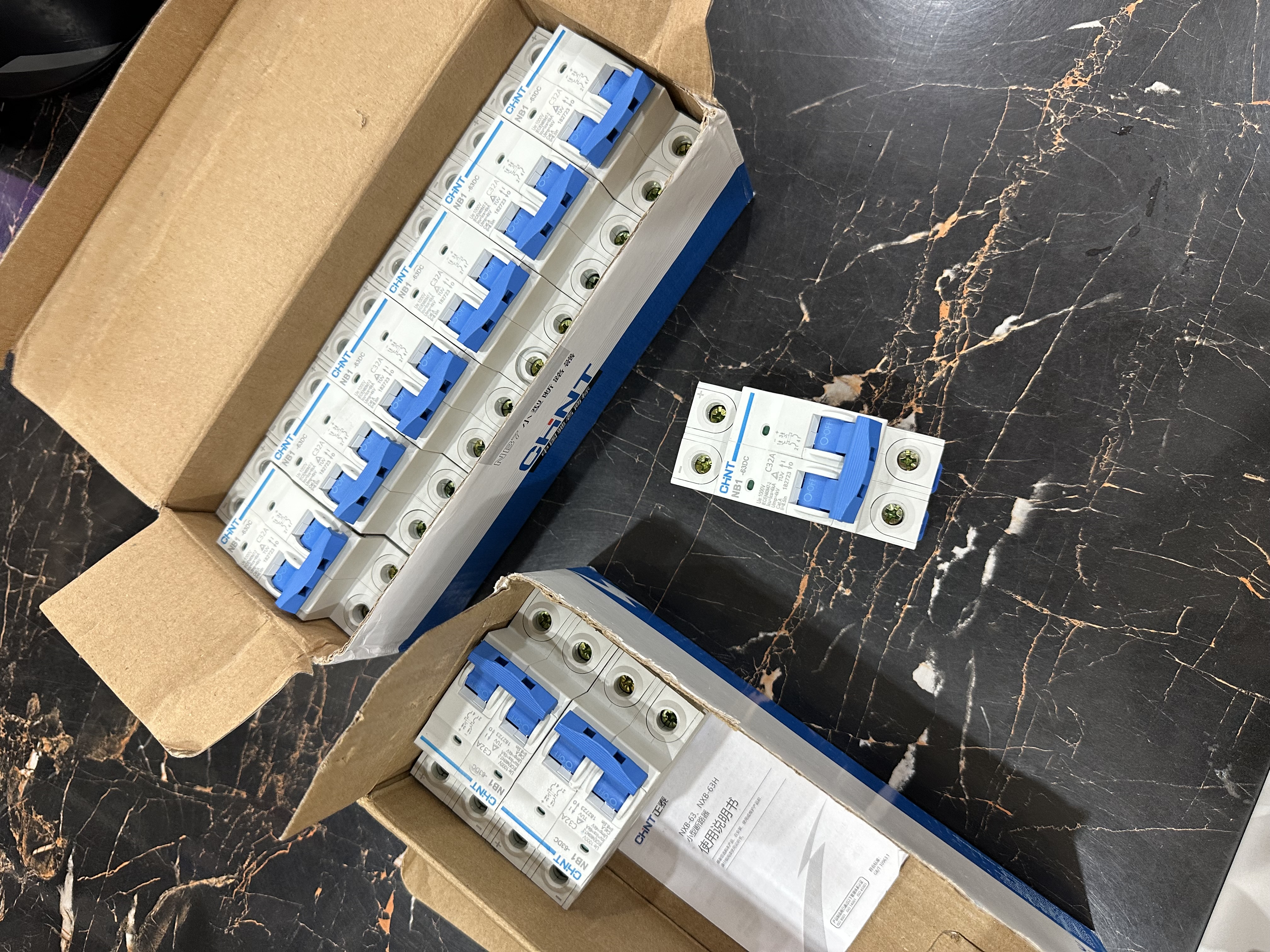 CHINT NB1-63DC C32A 2 Pole DC MCB – 32A, 1000V DC Circuit Breaker | 6kA 8